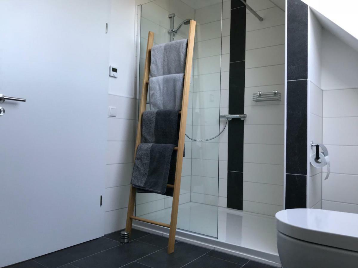 Apartment Scheuring 2.og